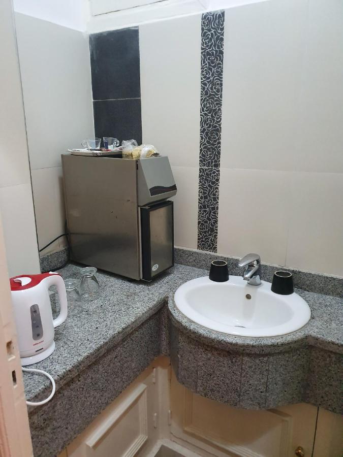 Ambassy Hotel Kenitra Eksteriør bilde